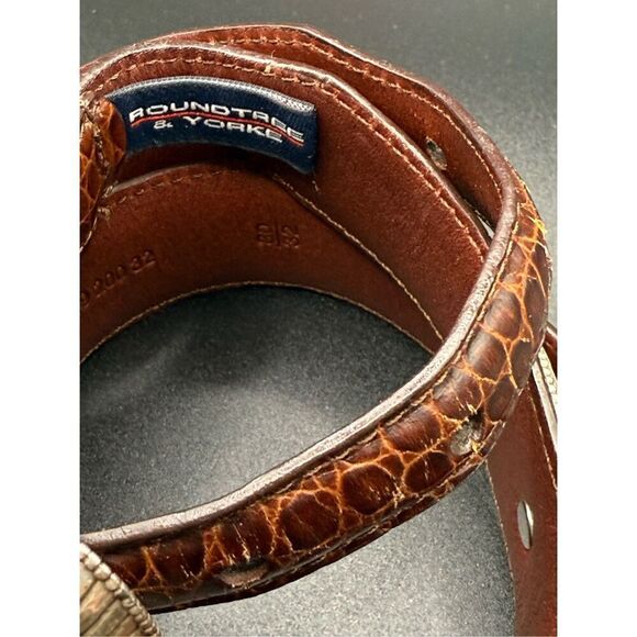 Brown Leather Concho Men’s Belt W/Silver Buckle  Roundtree & Yorke 32 - Picture 3 of 6